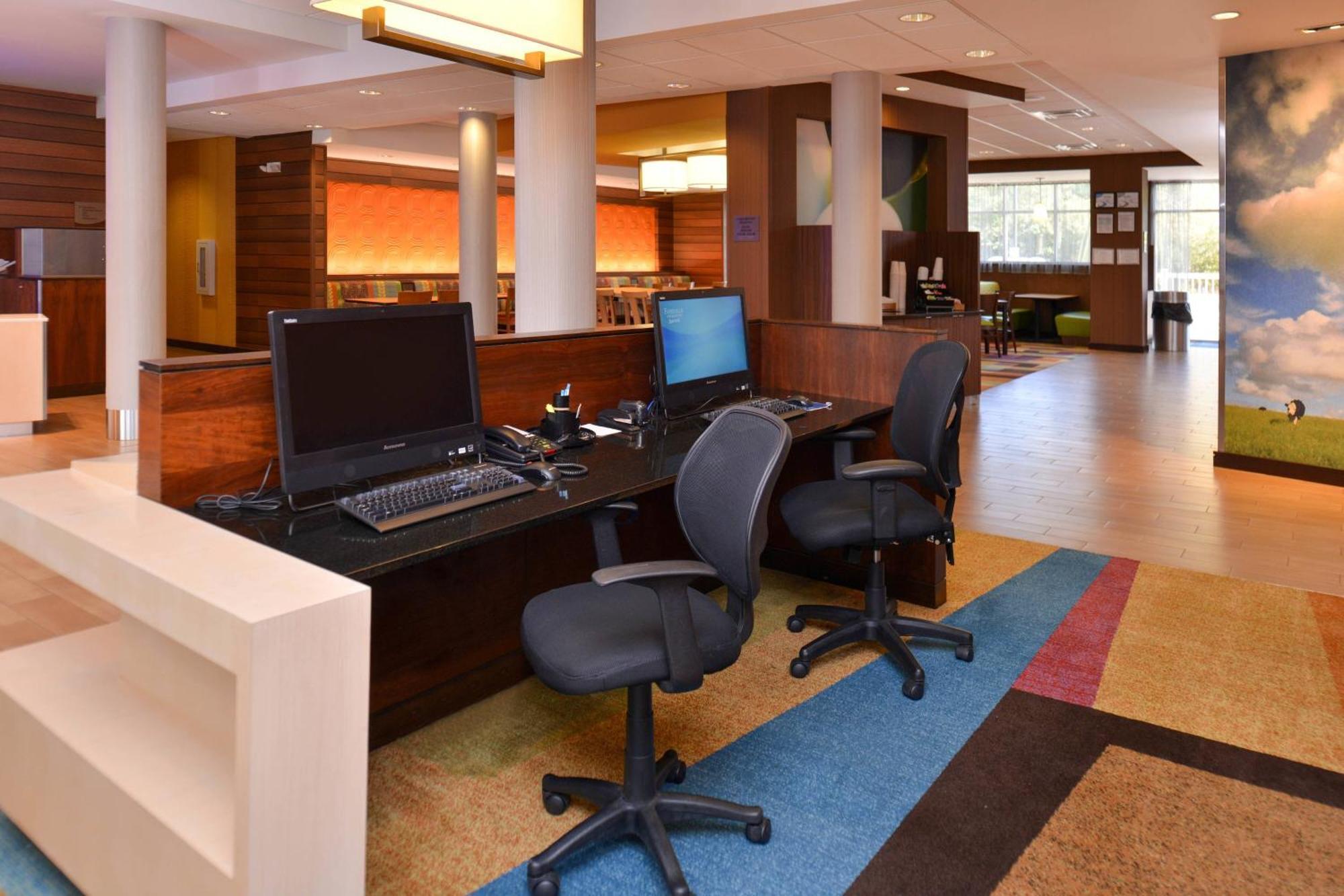 Fairfield Inn And Suites By Marriott Calhoun Buitenkant foto